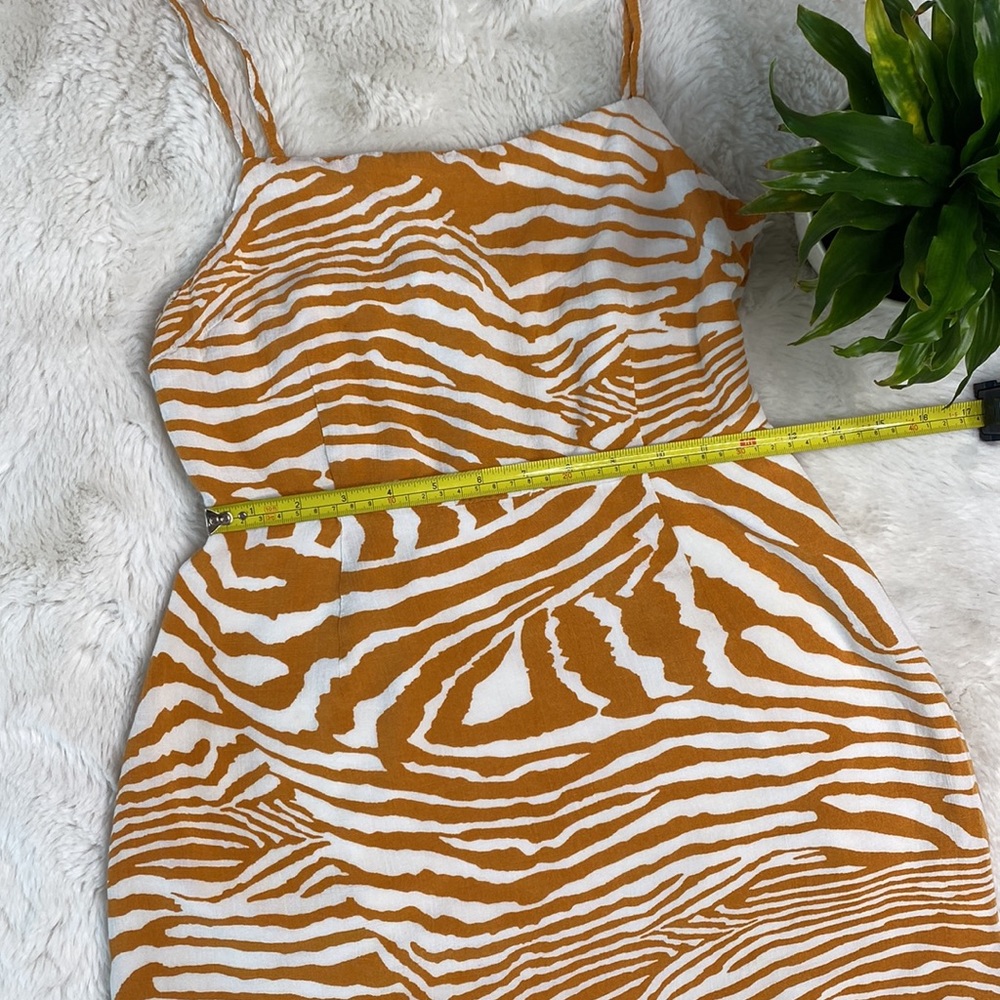 💛 Zebra Tie-Back Sundress - Picture 2 of 5